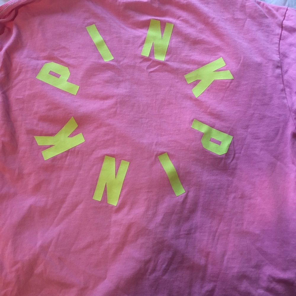 Cropped pink shir